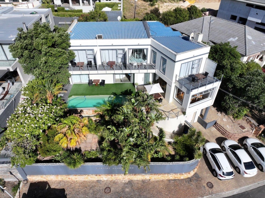 6 Bedroom Property for Sale in Camps Bay Western Cape